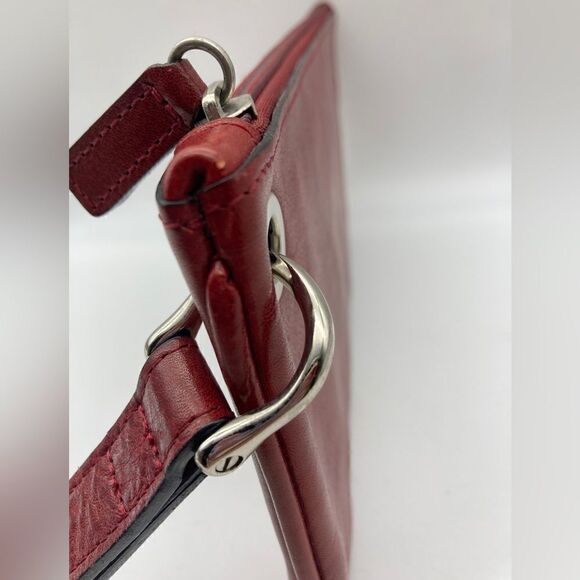 Pelle Studio Wilsons Italian Leather Unisex Wristlet Cherry Color - Picture 6 of 12